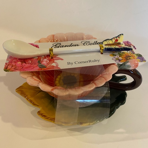 Corner Ruby Floral Shaped Coffee Tea Cup Saucer & Spoon-3 PC - Picture 5 of 5